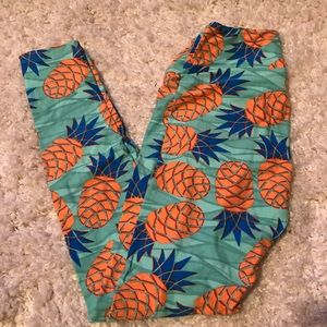 OS Lularoe leggings